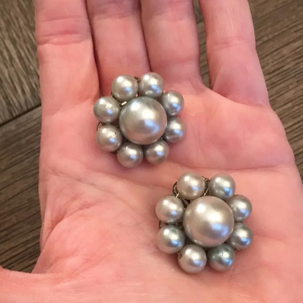 Vintage Blue Ombré Pearl Bead Clip Earrings
